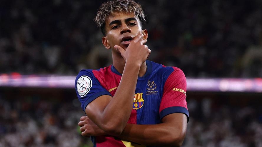 本泽马：不想踢世界杯是假话；齐祖若执教法国我祝他一切顺利（本泽马辟谣拒踢世界杯；称若齐祖执教法国将送上祝福）